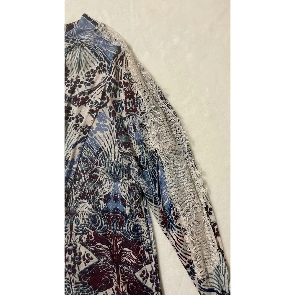 Free People eye catching